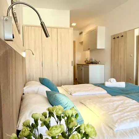 Daire Al-dom Apartamenty, Welle 201 W Grzybowie Z Sauna I Jacuzzi *